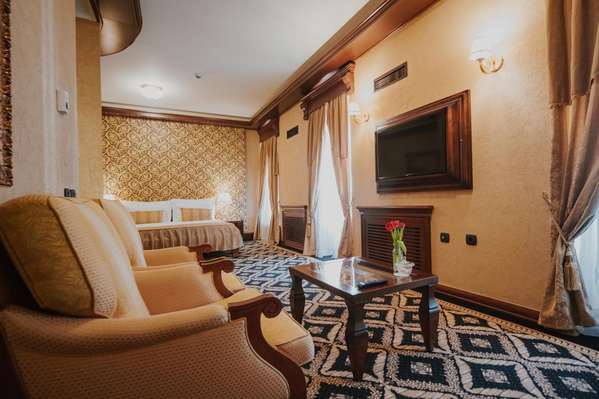 Historic Boutique Hotel Cattaro Bagian luar foto