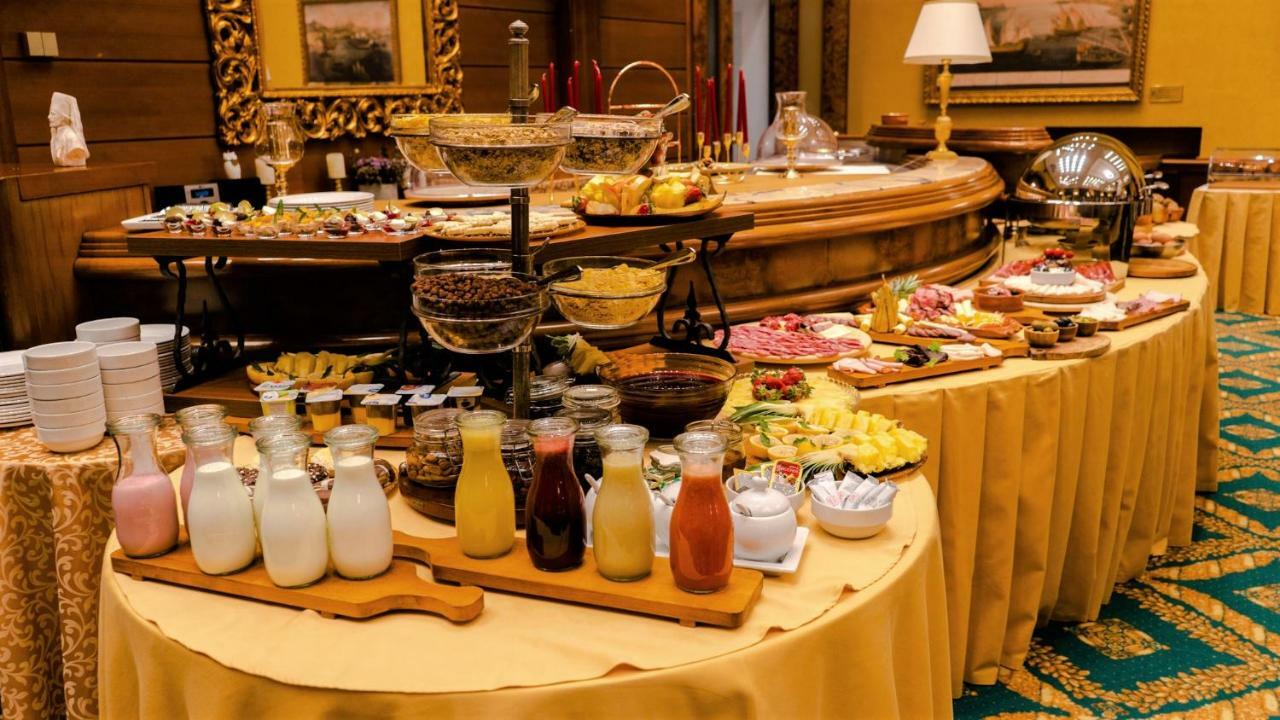 Historic Boutique Hotel Cattaro Bagian luar foto